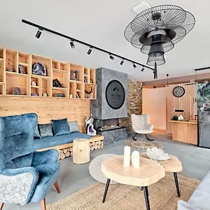 Апарт-отель Harda House Friends & 