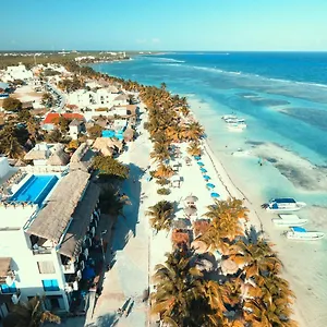 *** Hotel Blue Reef Frente Al Mar México
